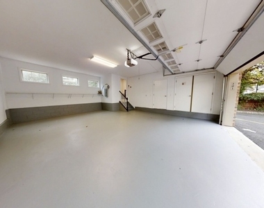 153 Main St - Photo Thumbnail 4
