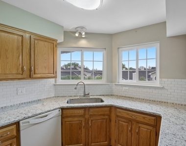 8 Bentley Court - Photo Thumbnail 17