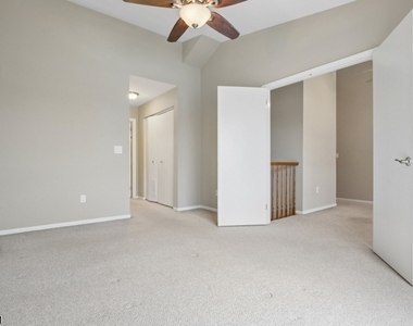 8 Bentley Court - Photo Thumbnail 27