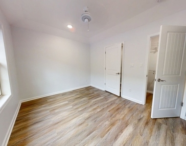 153 Main St - Photo Thumbnail 14