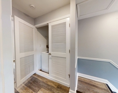 153 Main St - Photo Thumbnail 6