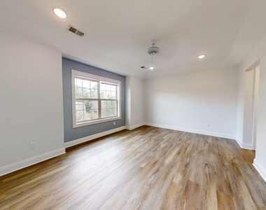 153 Main St - Photo Thumbnail 10
