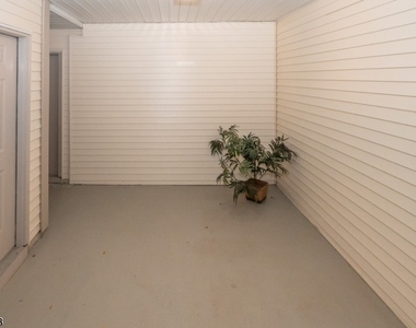 172 Potomac Dr - Photo Thumbnail 2