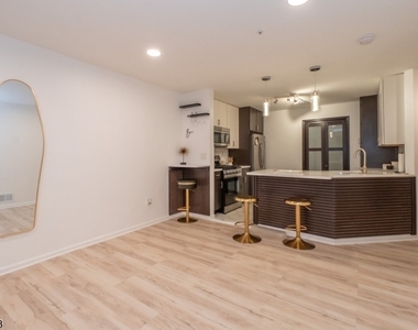 172 Potomac Dr - Photo Thumbnail 5