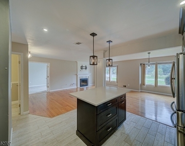 3 Freedom Ct - Photo Thumbnail 10