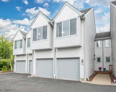 3 Freedom Ct - Photo Thumbnail 1
