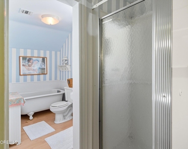 425 Washington Avenue - Photo Thumbnail 27