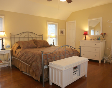 88 Webb Avenue - Photo Thumbnail 10