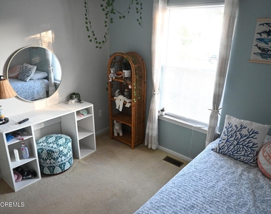 21 Pohatcong Avenue - Photo Thumbnail 14