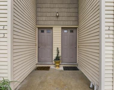 3 Wharfside Drive - Photo Thumbnail 1