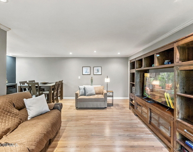 3 Wharfside Drive - Photo Thumbnail 5