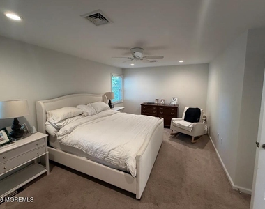 109 Hudson Avenue - Photo Thumbnail 10