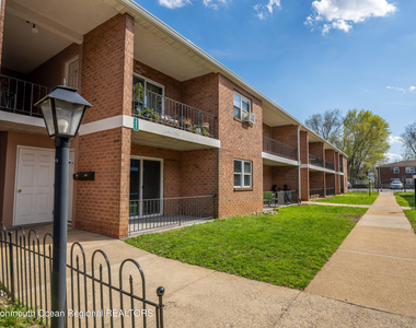 199 West End Avenue - Photo Thumbnail 1