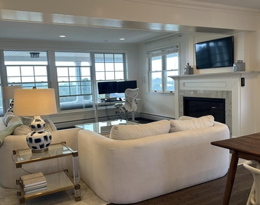 1609 Ocean Avenue N - Photo Thumbnail 6