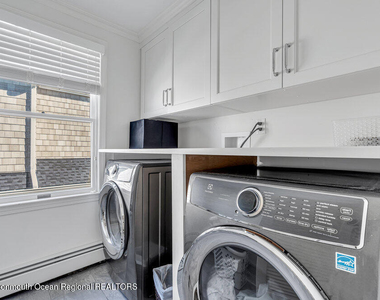 1609 Ocean Avenue N - Photo Thumbnail 25
