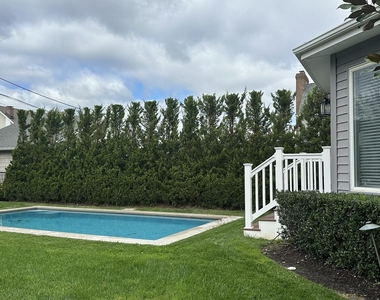 1609 Ocean Avenue N - Photo Thumbnail 18
