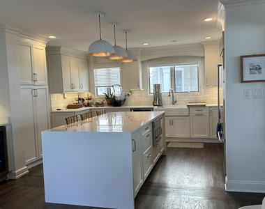 1609 Ocean Avenue N - Photo Thumbnail 10
