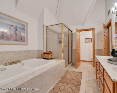 28 1st Avenue - Photo Thumbnail 19