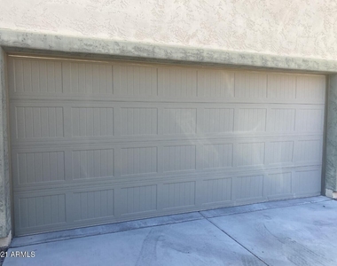 7165 S 48th Glen - Photo Thumbnail 15