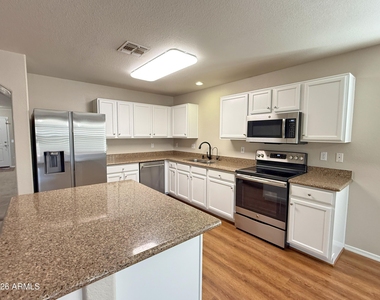 873 E Saratoga Street - Photo Thumbnail 5
