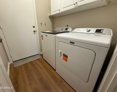 873 E Saratoga Street - Photo Thumbnail 17