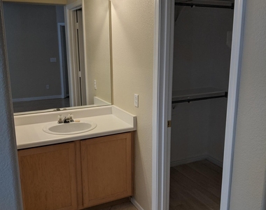 9173 W Ross Avenue - Photo Thumbnail 11
