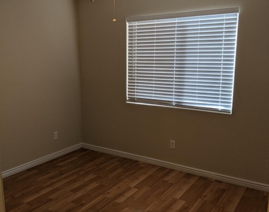 9173 W Ross Avenue - Photo Thumbnail 8
