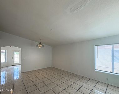 4545 N 67th Avenue - Photo Thumbnail 5