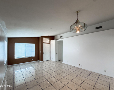 4545 N 67th Avenue - Photo Thumbnail 4