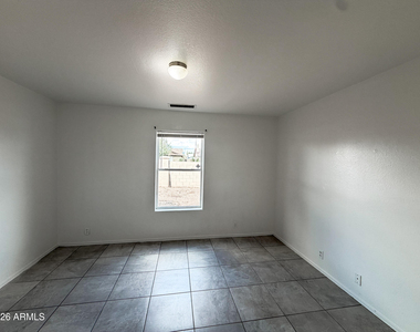 4545 N 67th Avenue - Photo Thumbnail 14