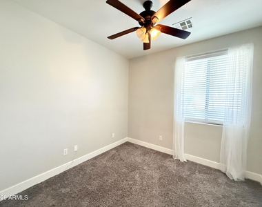 1260 S Amber Street - Photo Thumbnail 15