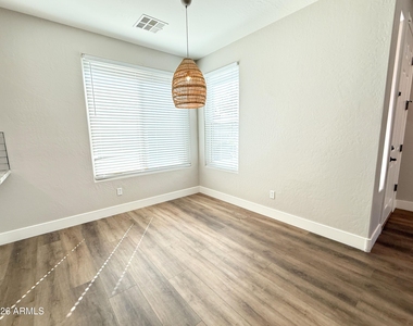 1260 S Amber Street - Photo Thumbnail 5