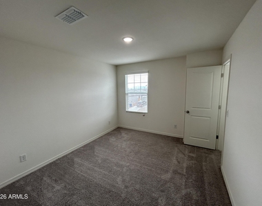 20124 W Palo Verde Drive - Photo Thumbnail 14