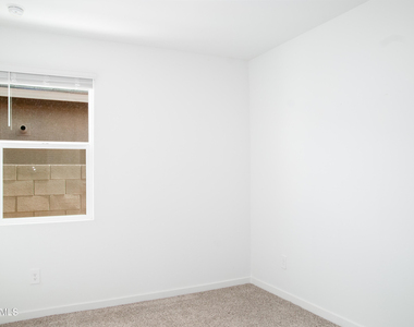 37097 W Prado Street - Photo Thumbnail 11