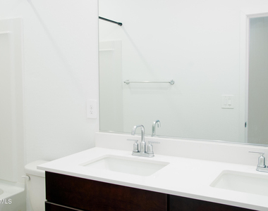 37097 W Prado Street - Photo Thumbnail 9
