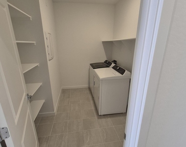 37097 W Prado Street - Photo Thumbnail 7