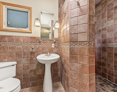 216 E 15th Street - Photo Thumbnail 25