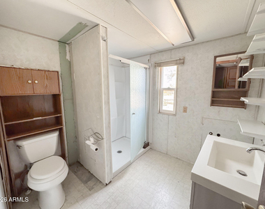 2875 W Foothill Street - Photo Thumbnail 16
