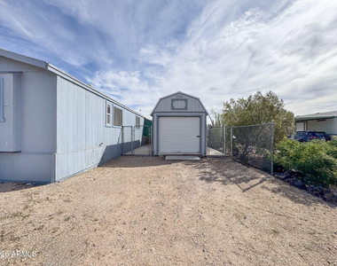 2875 W Foothill Street - Photo Thumbnail 38