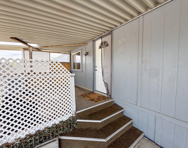 2875 W Foothill Street - Photo Thumbnail 5