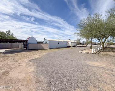 2875 W Foothill Street - Photo Thumbnail 2