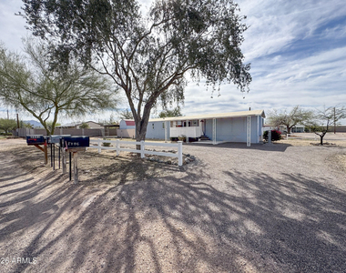 2875 W Foothill Street - Photo Thumbnail 1