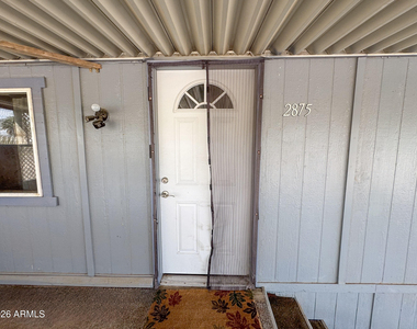 2875 W Foothill Street - Photo Thumbnail 8