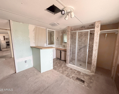 2875 W Foothill Street - Photo Thumbnail 26