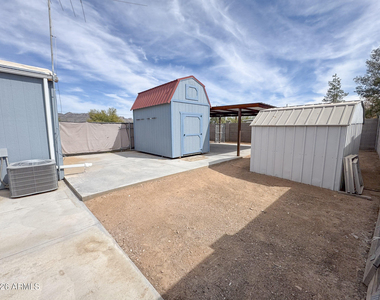 2875 W Foothill Street - Photo Thumbnail 33