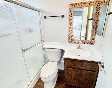 458 W Highland Street - Photo Thumbnail 29