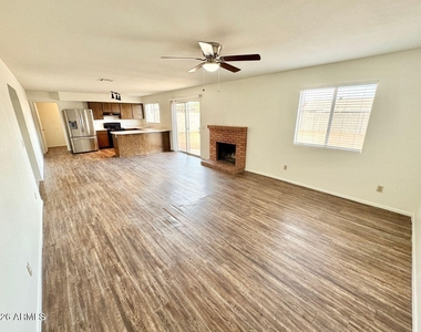 458 W Highland Street - Photo Thumbnail 2