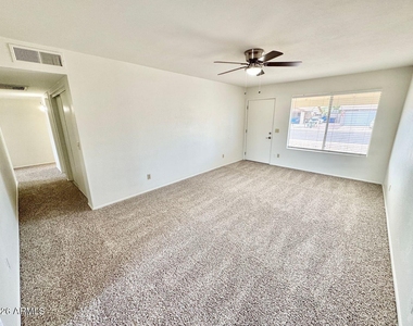 458 W Highland Street - Photo Thumbnail 10
