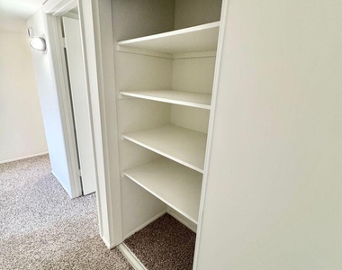 458 W Highland Street - Photo Thumbnail 23
