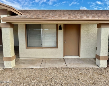 458 W Highland Street - Photo Thumbnail 6